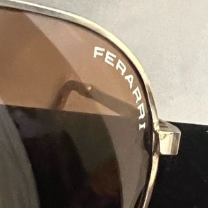 Ferrari Aviators in Gold Vintage 1980’s. Mint condition.